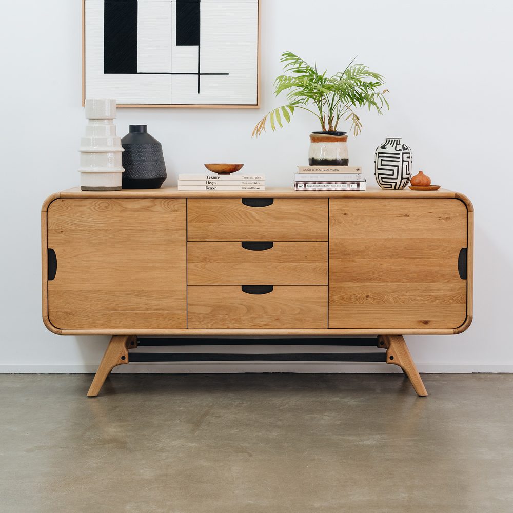 Flow Sideboard