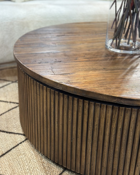 COFFEE TABLE ROUND - OLD ELM