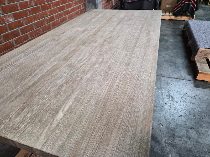 Solid Teak Dining Table 200x100 - FLOOR MODEL